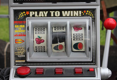 Jump Shots and Jackpots –  Gambling Mechanics in Video Games Continues