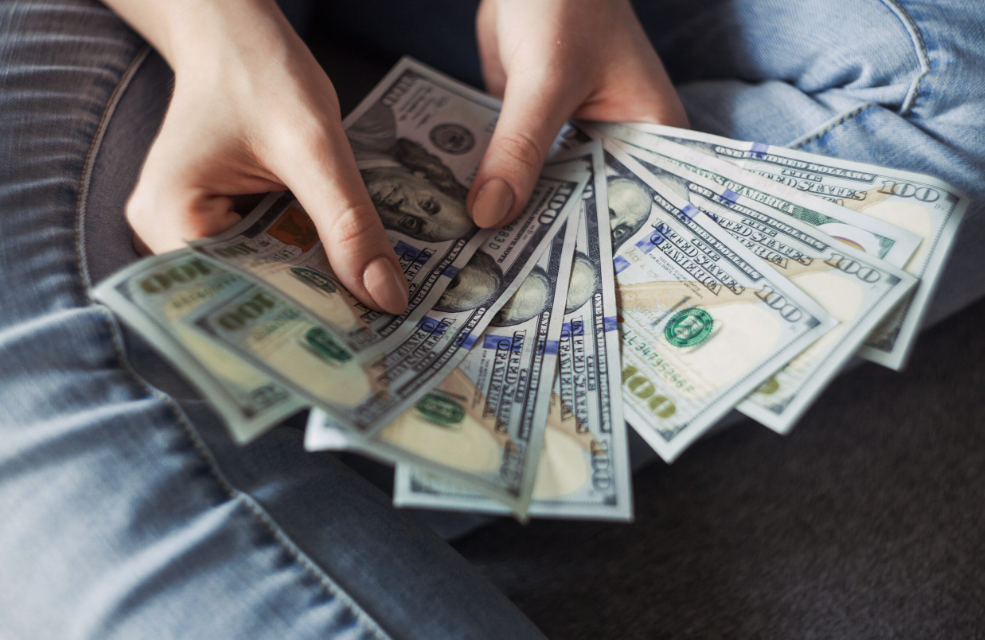 Finances as a Student – Discounts and Goals