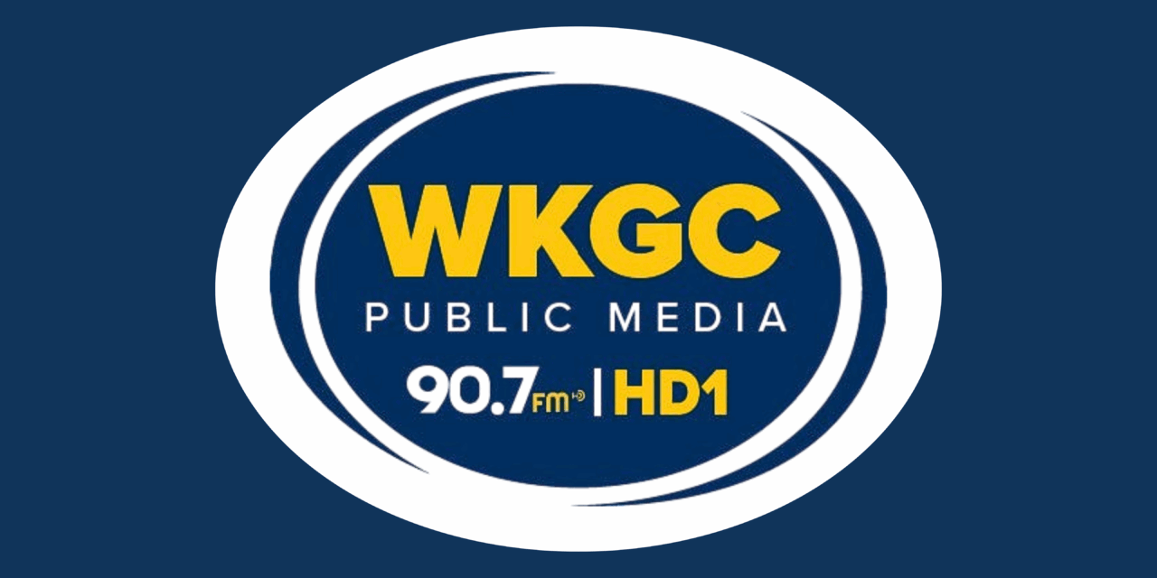 WKGC Brings Holiday Cheer to the Airwaves: Live Broadcast of Panama City Beach Optimist Club Christmas Parade