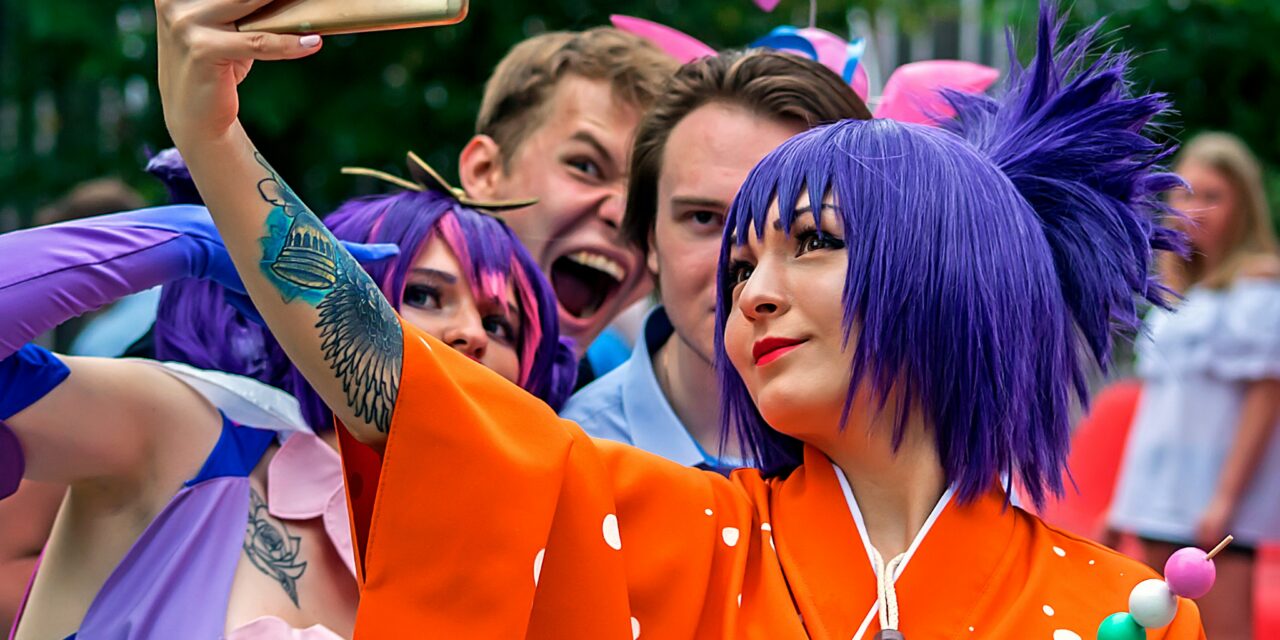 How to stay organized with Cosplay